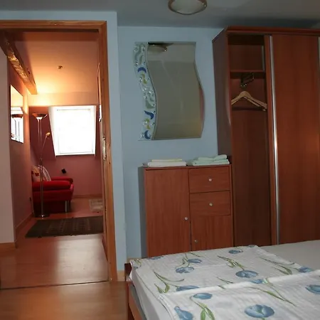 Pifat Apartment